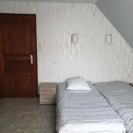 Le Gutty - Maison De *