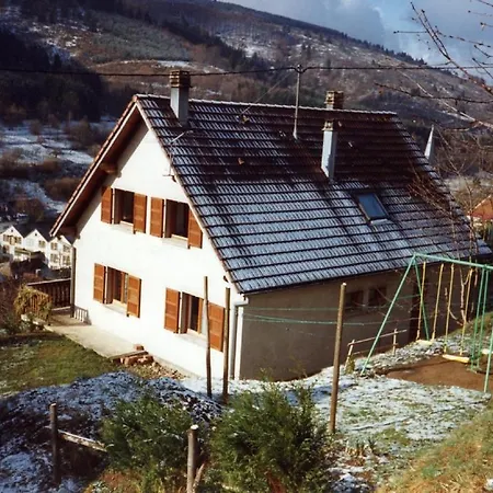 Le Gutty - Maison De Holiday home